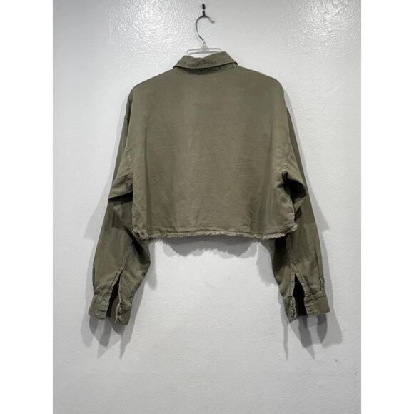 MNG Cropped Utility Shirt Green Womens Size XS Oversized Frayed Hem Button Front - Picture 5 of 9